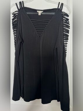 Cato Black Cold-Shoulder Long Sleeve Top with Ladder Back LG stretch cut out